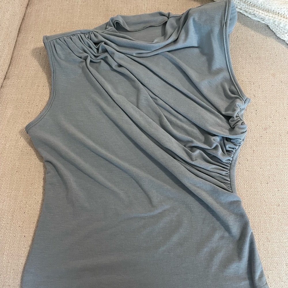 Blue neck top